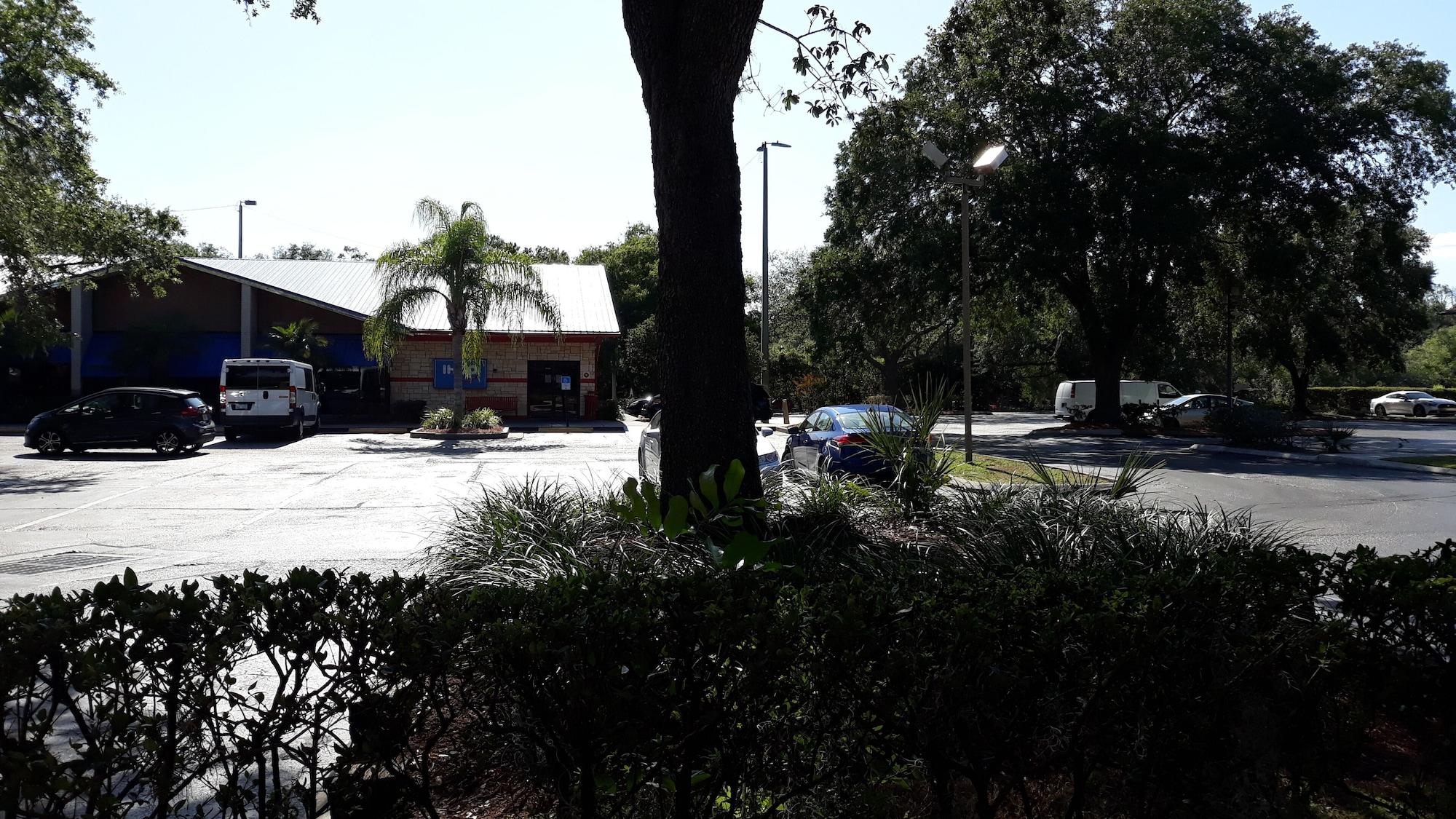 Ramada By Wyndham Temple Terrace/Tampa North Hotel Kültér fotó